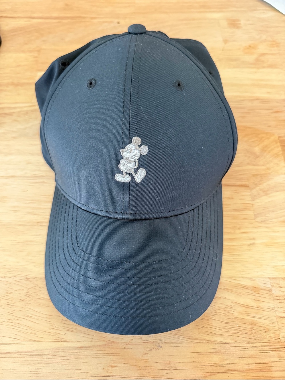 Nike Disney parks Black Baseball Cap with Gray Mickey Embroidery